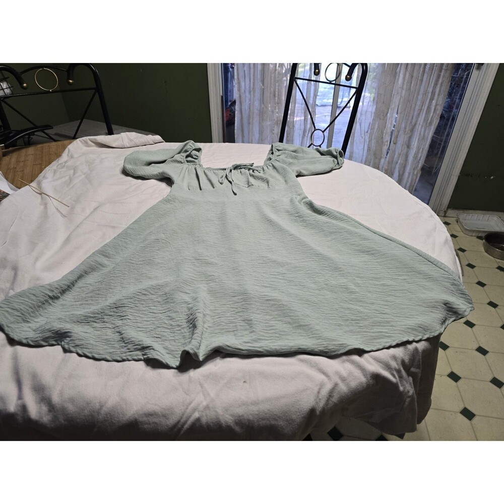 DRESS Streetwear Society L.  Dress Casual Short Puff Sleeve Mint Green - Picture 8 of 16